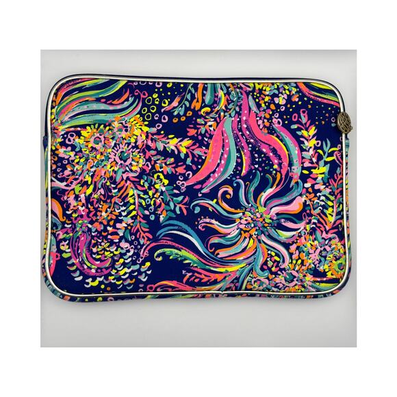 Lily Pulitzer Laptop Sleeve - Picture 2 of 4